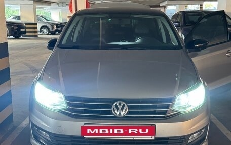 Volkswagen Polo VI (EU Market), 2019 год, 1 349 000 рублей, 2 фотография