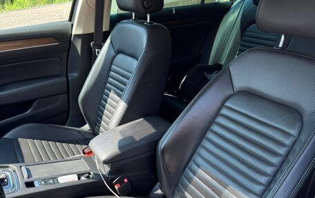 Volkswagen Passat B8 рестайлинг, 2019 год, 2 850 000 рублей, 10 фотография