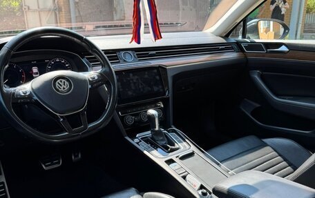 Volkswagen Passat B8 рестайлинг, 2019 год, 2 850 000 рублей, 7 фотография