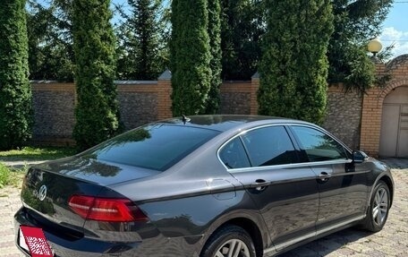 Volkswagen Passat B8 рестайлинг, 2019 год, 2 850 000 рублей, 4 фотография
