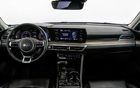 KIA K5, 2020 год, 2 049 000 рублей, 12 фотография