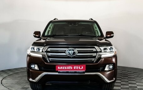 Toyota Land Cruiser 200, 2016 год, 5 199 000 рублей, 4 фотография
