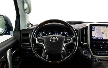 Toyota Land Cruiser 200, 2016 год, 5 199 000 рублей, 14 фотография
