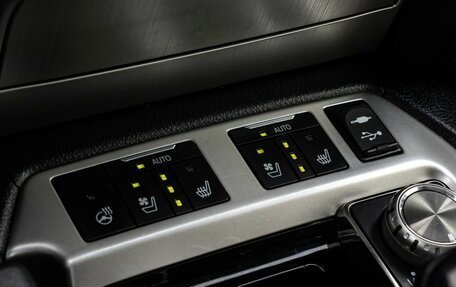 Toyota Land Cruiser 200, 2016 год, 5 199 000 рублей, 20 фотография