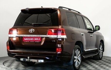 Toyota Land Cruiser 200, 2016 год, 5 199 000 рублей, 8 фотография