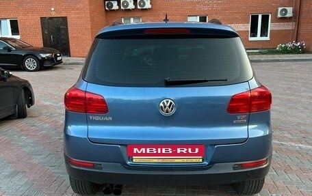 Volkswagen Tiguan I, 2013 год, 990 000 рублей, 4 фотография