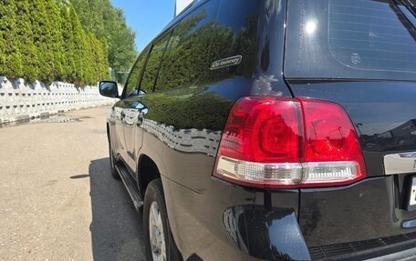 Toyota Land Cruiser 200, 2011 год, 2 700 000 рублей, 5 фотография