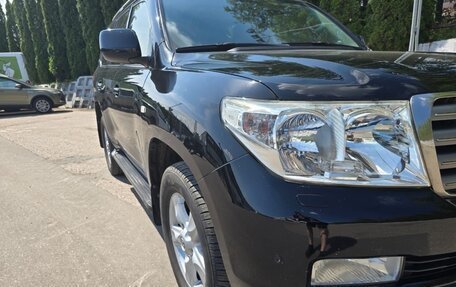 Toyota Land Cruiser 200, 2011 год, 2 700 000 рублей, 2 фотография