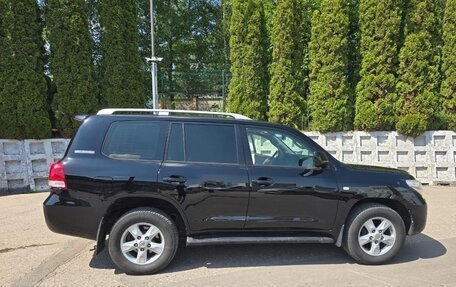 Toyota Land Cruiser 200, 2011 год, 2 700 000 рублей, 6 фотография