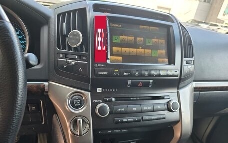 Toyota Land Cruiser 200, 2011 год, 2 700 000 рублей, 15 фотография