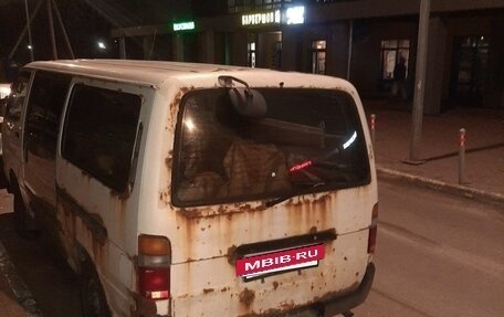 Toyota HiAce H100, 2001 год, 270 000 рублей, 2 фотография