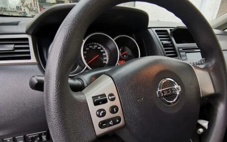 Nissan Tiida, 2013 год, 990 000 рублей, 24 фотография