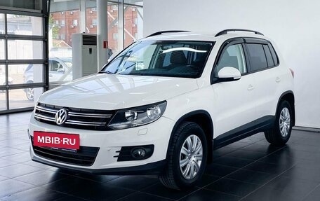 Volkswagen Tiguan I, 2013 год, 1 240 000 рублей, 2 фотография