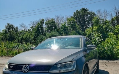 Volkswagen Jetta VI, 2013 год, 1 050 000 рублей, 1 фотография