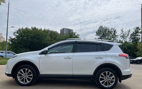 Toyota RAV4, 2018 год, 2 900 000 рублей, 3 фотография