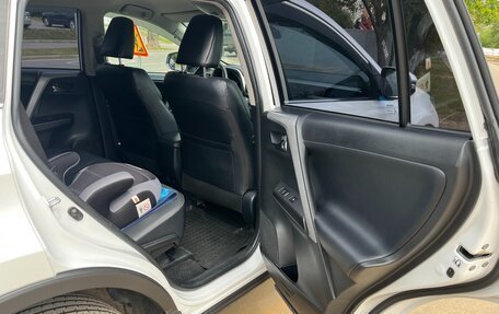 Toyota RAV4, 2018 год, 2 900 000 рублей, 16 фотография