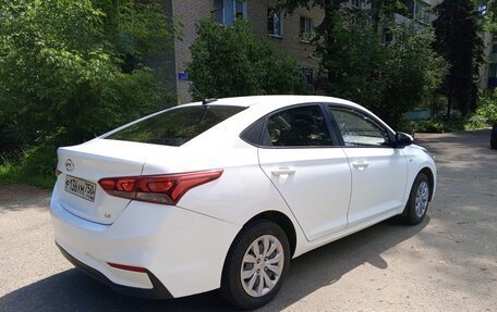 Hyundai Solaris II рестайлинг, 2019 год, 1 200 000 рублей, 2 фотография