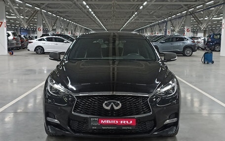 Infiniti Q30, 2017 год, 1 939 950 рублей, 2 фотография