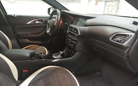 Infiniti Q30, 2017 год, 1 939 950 рублей, 13 фотография