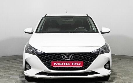 Hyundai Solaris II рестайлинг, 2021 год, 1 399 000 рублей, 2 фотография