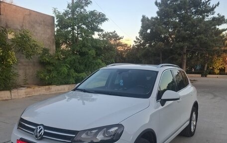 Volkswagen Touareg III, 2013 год, 2 300 000 рублей, 11 фотография