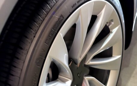 Tesla Model Y I, 2025 год, 6 789 000 рублей, 8 фотография