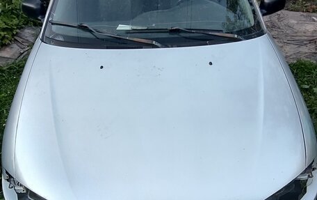 Mitsubishi Mirage VI рестайлинг, 2001 год, 180 000 рублей, 6 фотография