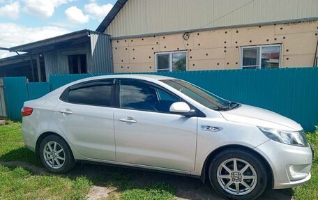 KIA Rio III рестайлинг, 2013 год, 1 050 000 рублей, 5 фотография
