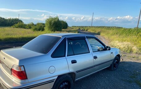 Daewoo Nexia I рестайлинг, 2005 год, 235 000 рублей, 2 фотография
