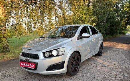 Chevrolet Aveo III, 2014 год, 665 000 рублей, 2 фотография