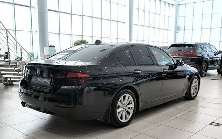 BMW 5 серия, 2015 год, 1 950 000 рублей, 6 фотография
