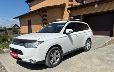 Mitsubishi Outlander III рестайлинг 3, 2013 год, 1 570 000 рублей, 1 фотография