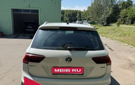Volkswagen Tiguan II, 2018 год, 3 000 000 рублей, 7 фотография