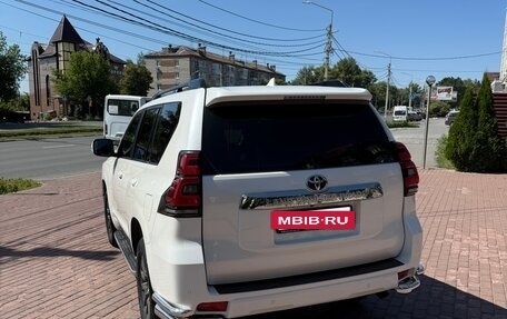Toyota Land Cruiser Prado 150 рестайлинг 2, 2019 год, 6 000 000 рублей, 8 фотография