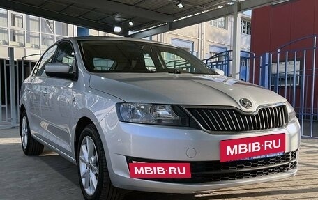 Skoda Rapid I, 2015 год, 999 000 рублей, 7 фотография