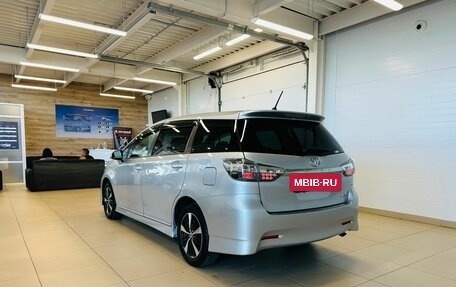 Toyota Wish II, 2013 год, 1 599 000 рублей, 4 фотография