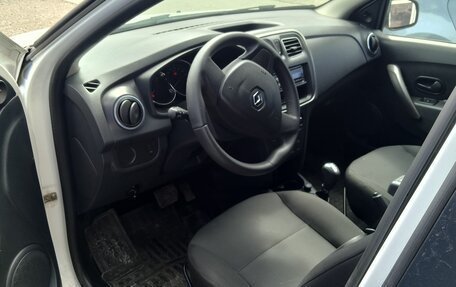 Renault Logan II, 2015 год, 499 000 рублей, 6 фотография