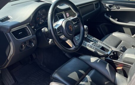 Porsche Macan I рестайлинг, 2016 год, 3 100 000 рублей, 5 фотография
