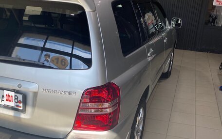 Toyota Highlander III, 2001 год, 1 050 000 рублей, 19 фотография