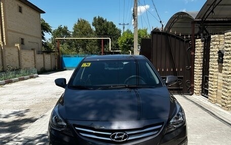 Hyundai Solaris II рестайлинг, 2014 год, 1 200 000 рублей, 6 фотография