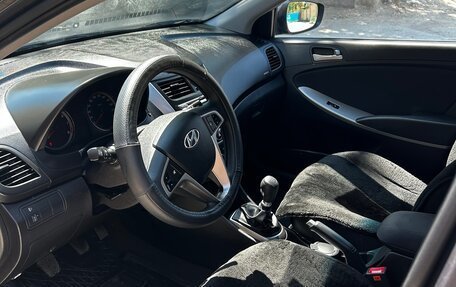Hyundai Solaris II рестайлинг, 2014 год, 1 200 000 рублей, 12 фотография