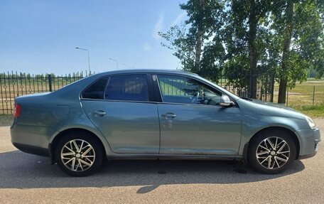 Volkswagen Jetta VI, 2007 год, 450 000 рублей, 4 фотография