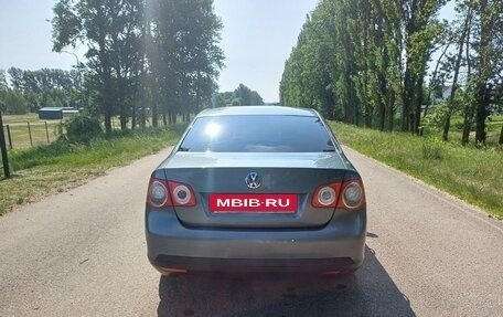Volkswagen Jetta VI, 2007 год, 450 000 рублей, 7 фотография