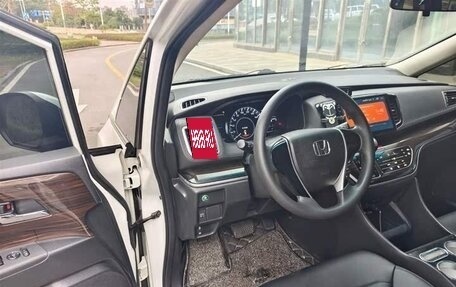 Honda Odyssey IV, 2021 год, 2 328 000 рублей, 13 фотография