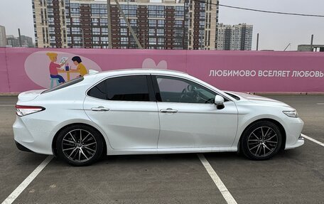 Toyota Camry, 2020 год, 3 300 000 рублей, 4 фотография