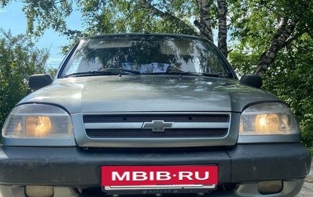 Chevrolet Niva I рестайлинг, 2005 год, 200 000 рублей, 2 фотография