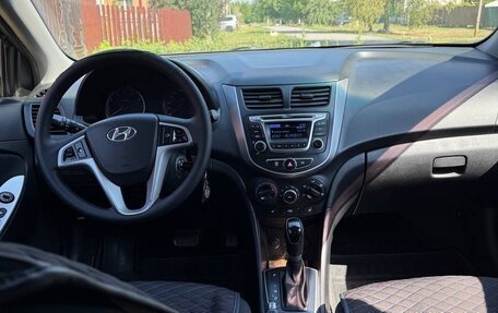 Hyundai Solaris II рестайлинг, 2014 год, 970 000 рублей, 9 фотография