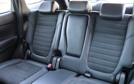 Mitsubishi Outlander III рестайлинг 3, 2021 год, 1 799 000 рублей, 16 фотография
