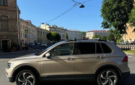 Volkswagen Tiguan II, 2019 год, 1 950 000 рублей, 6 фотография