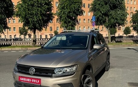 Volkswagen Tiguan II, 2019 год, 1 950 000 рублей, 2 фотография
